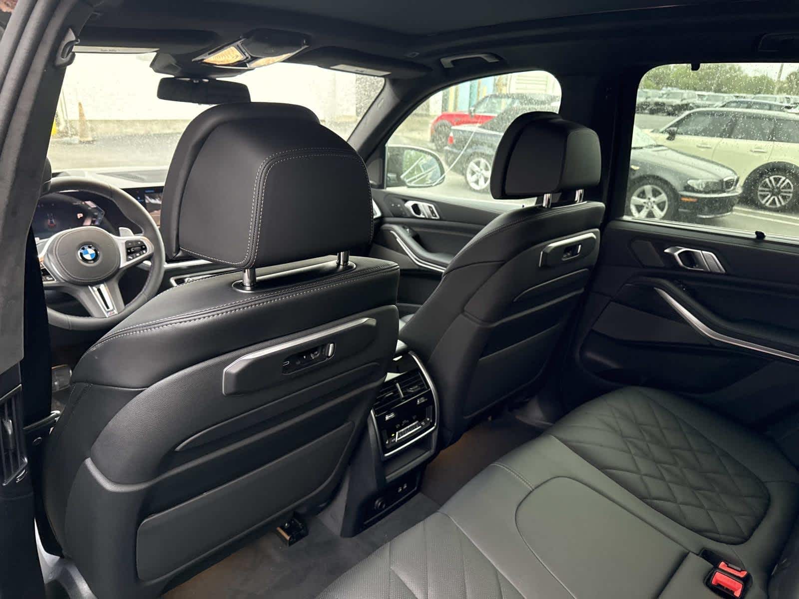 2026 BMW X5 M60i M60i