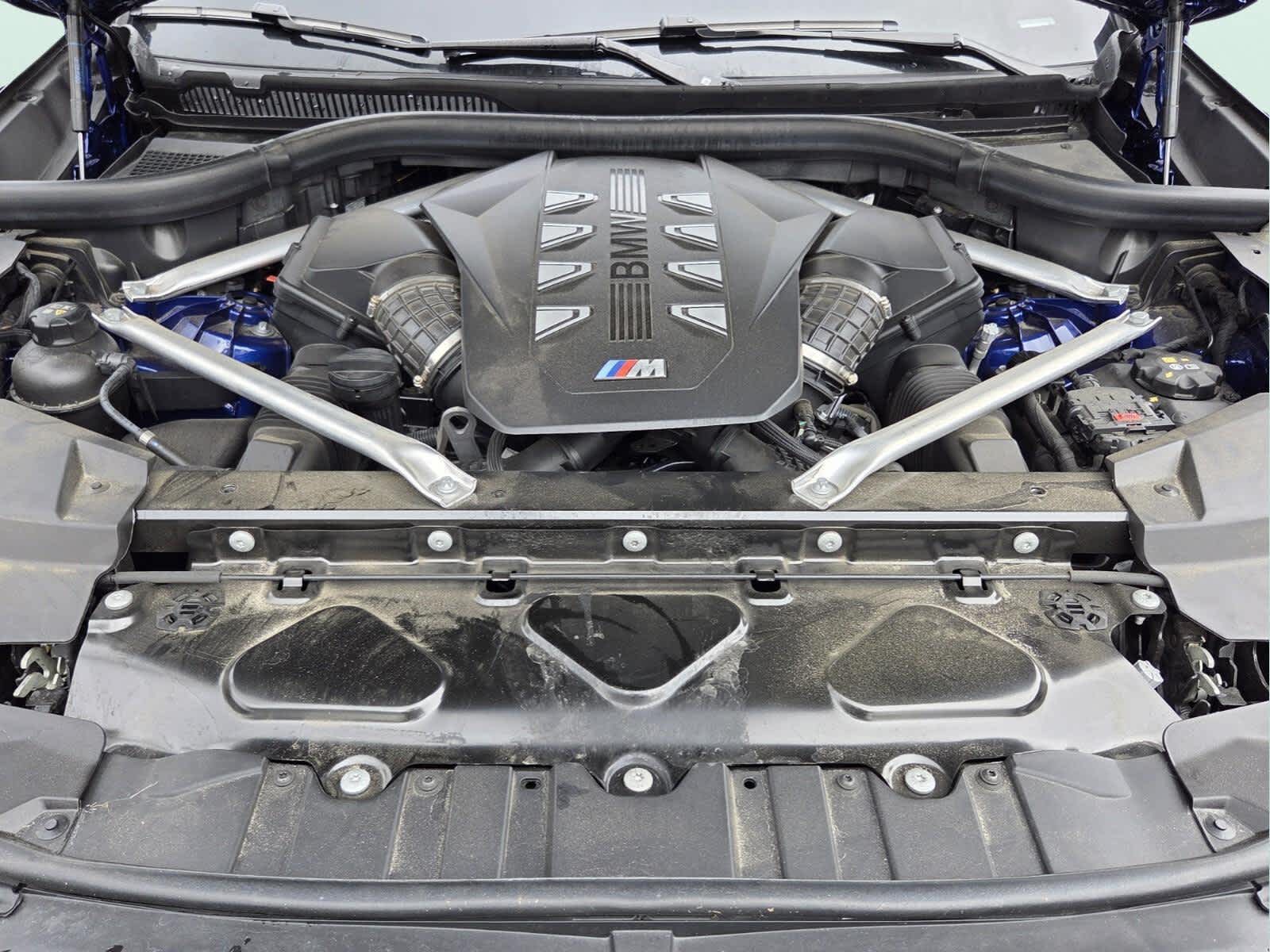 2024 BMW X5 M60i M60i
