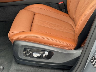 2026 BMW X5 M60i M60i