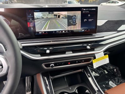 2026 BMW X5 M60i M60i