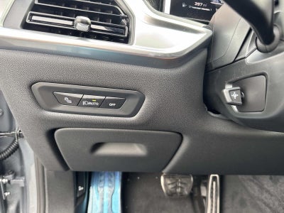 2026 BMW X5 M60i M60i