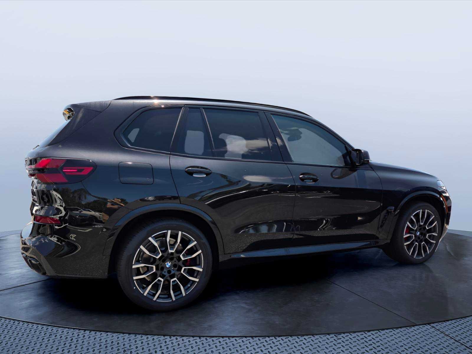 2026 BMW X5 M60i M60i