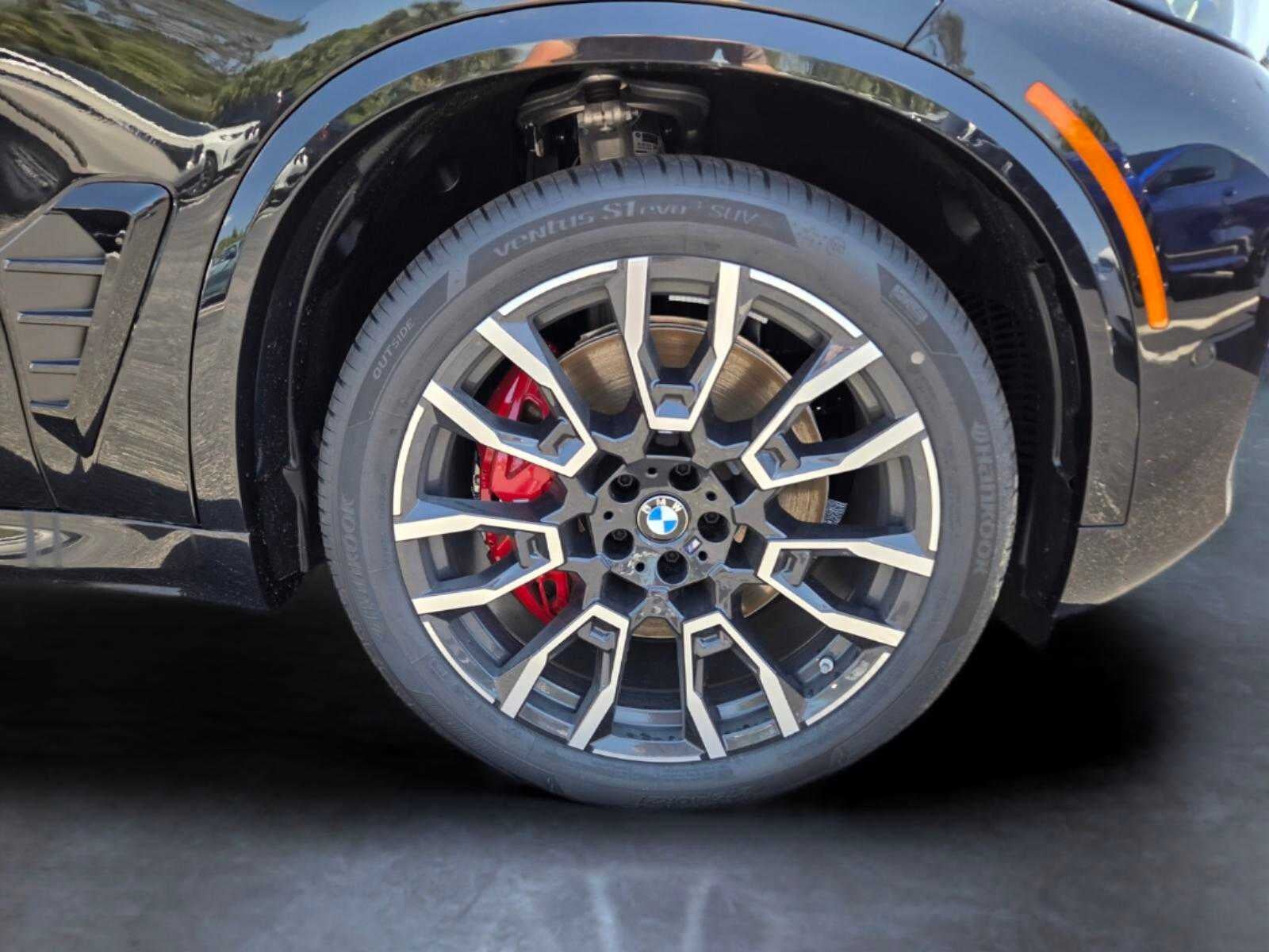 2026 BMW X5 M60i M60i