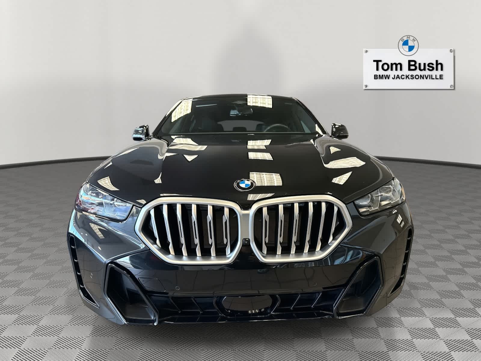 2025 BMW X6 xDrive40i