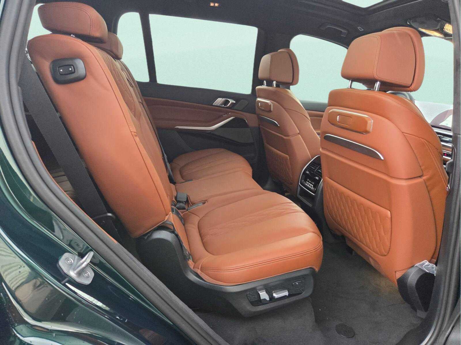 2026 BMW ALPINA XB7 ALPINA XB7