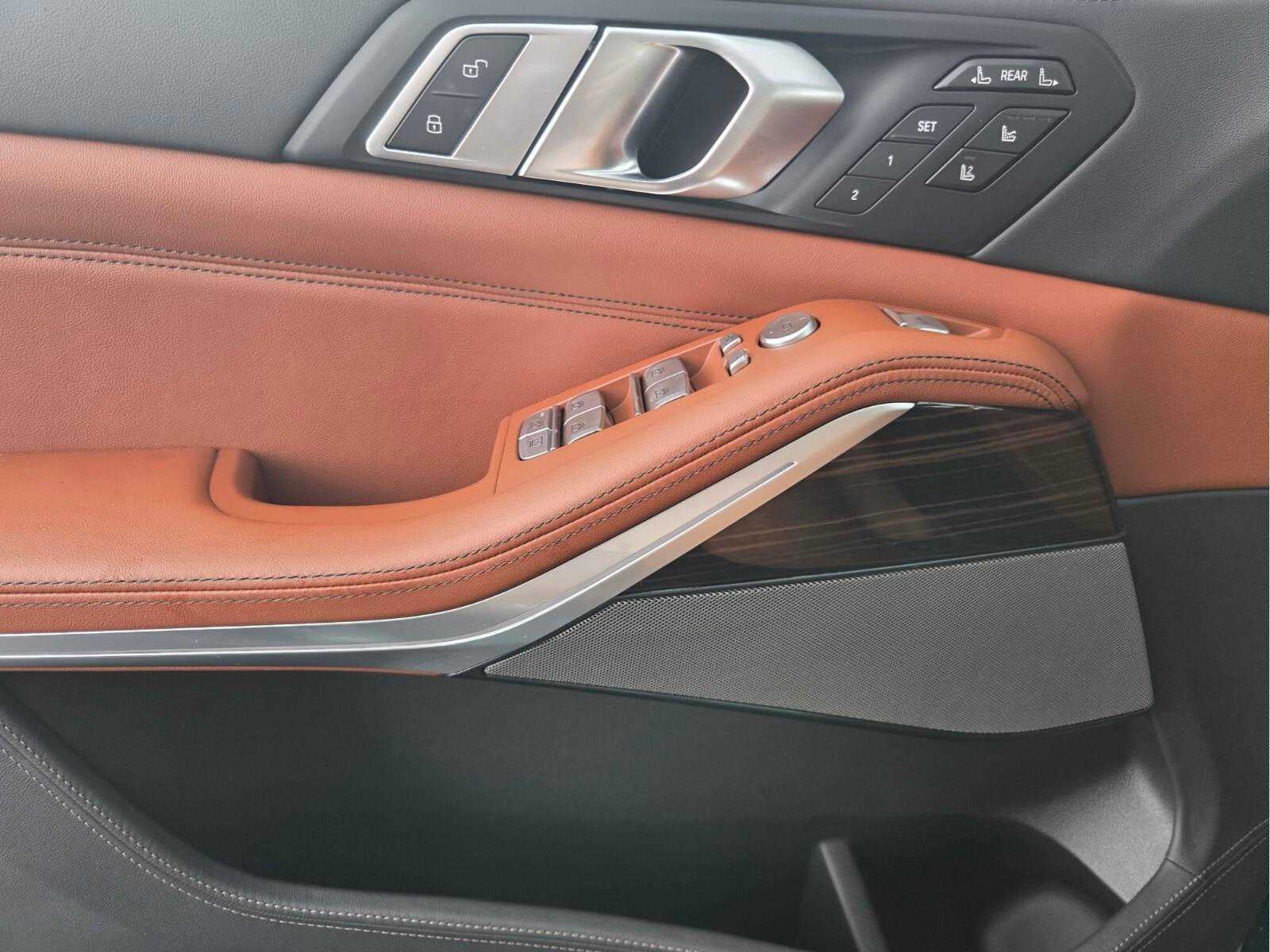 2026 BMW ALPINA XB7 ALPINA XB7