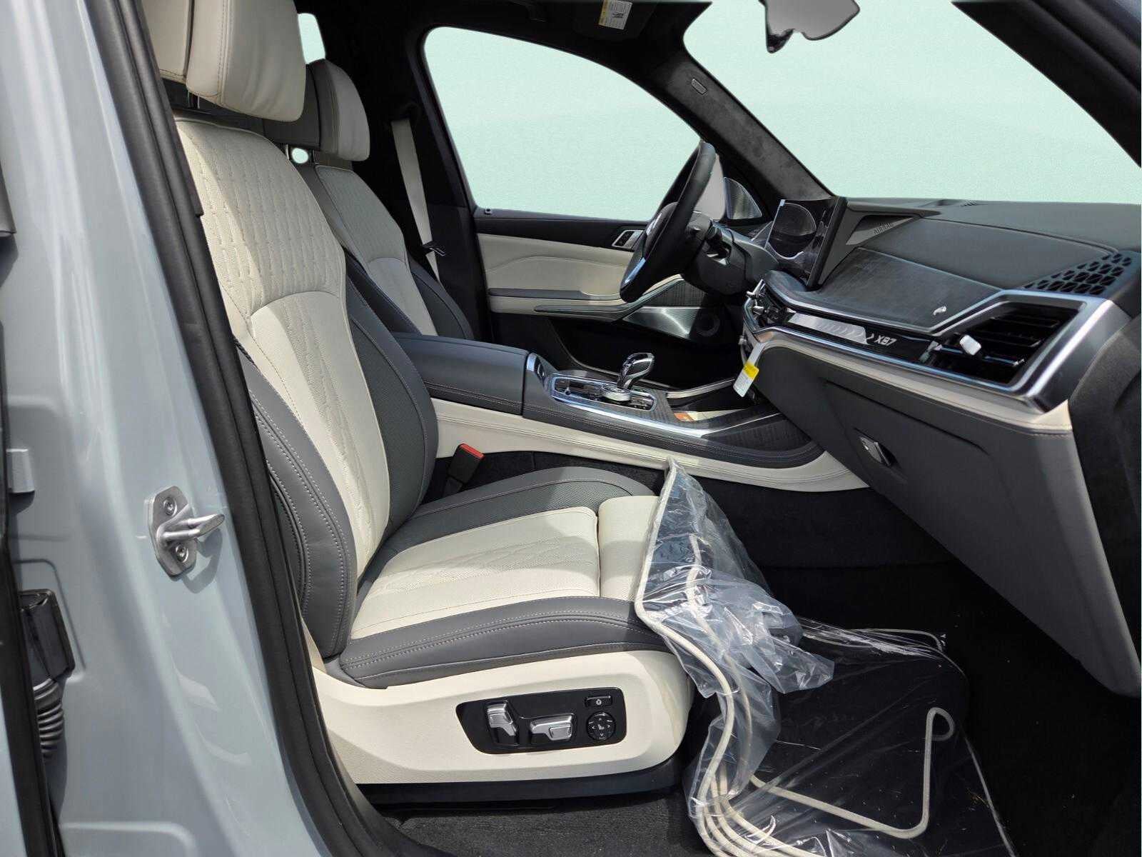 2026 BMW ALPINA XB7 ALPINA XB7