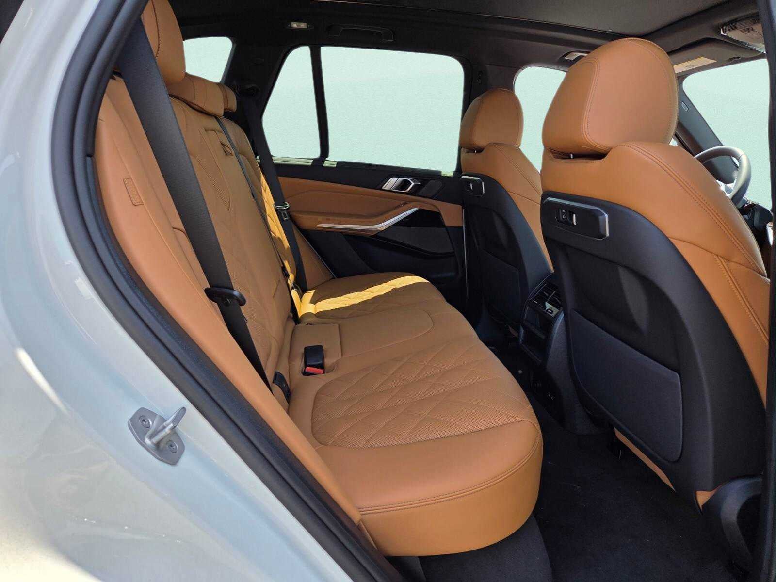 2026 BMW X5 xDrive50e xDrive50e