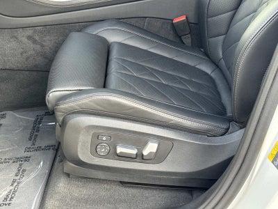 2025 BMW X5 xDrive50e xDrive50e