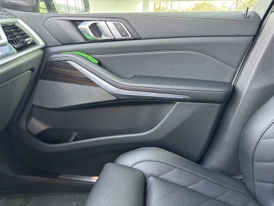 2025 BMW X5 xDrive50e xDrive50e