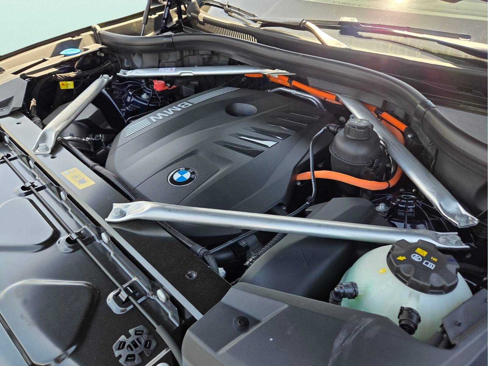 2026 BMW X5 xDrive50e xDrive50e