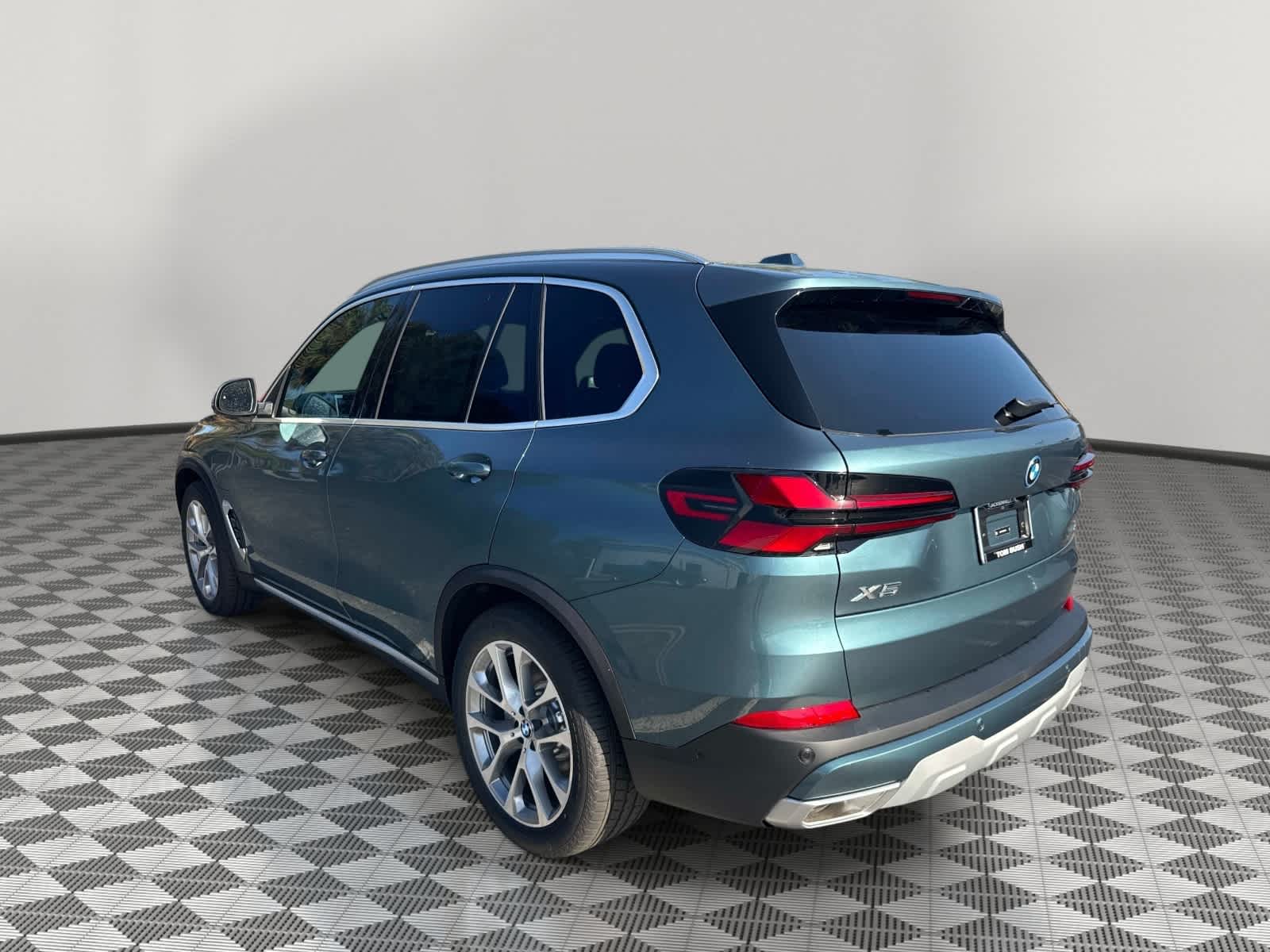 2026 BMW X5 xDrive50e xDrive50e