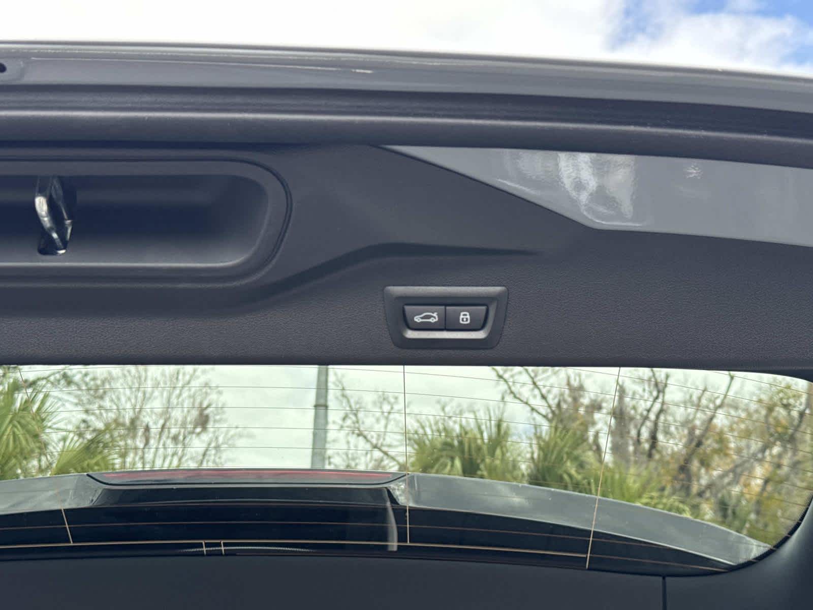 2026 BMW X5 xDrive50e xDrive50e