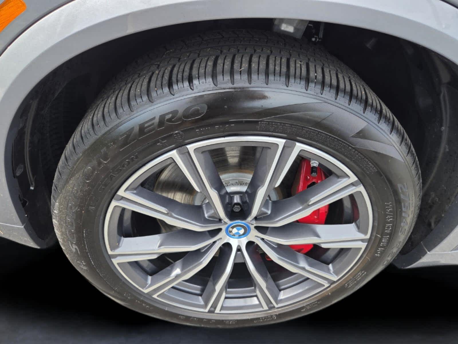 2025 BMW X5 xDrive50e xDrive50e