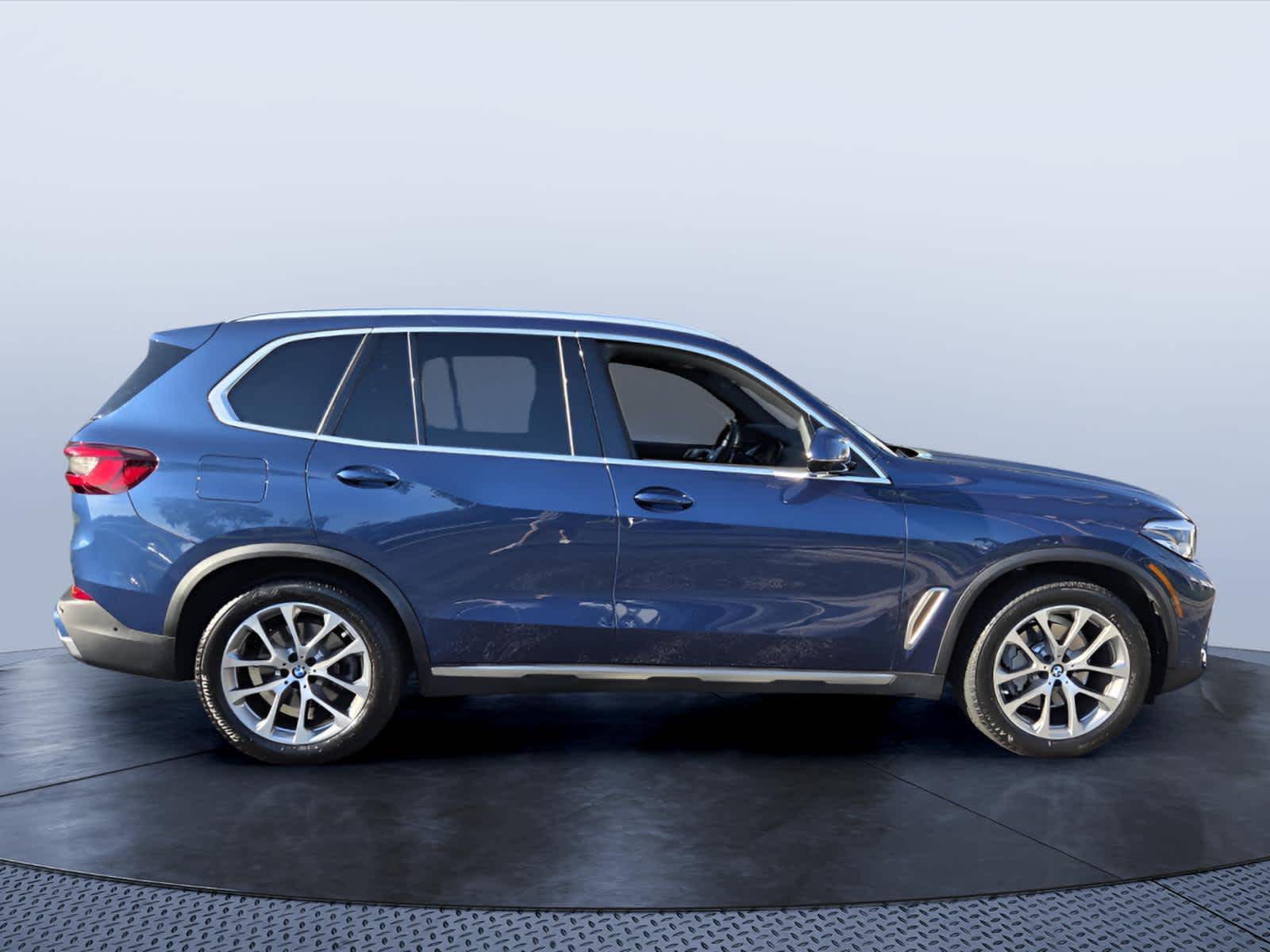 2023 BMW X5 xDrive40i xDrive40i
