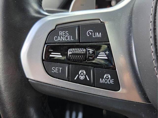 2022 BMW X6 xDrive40i xDrive40i
