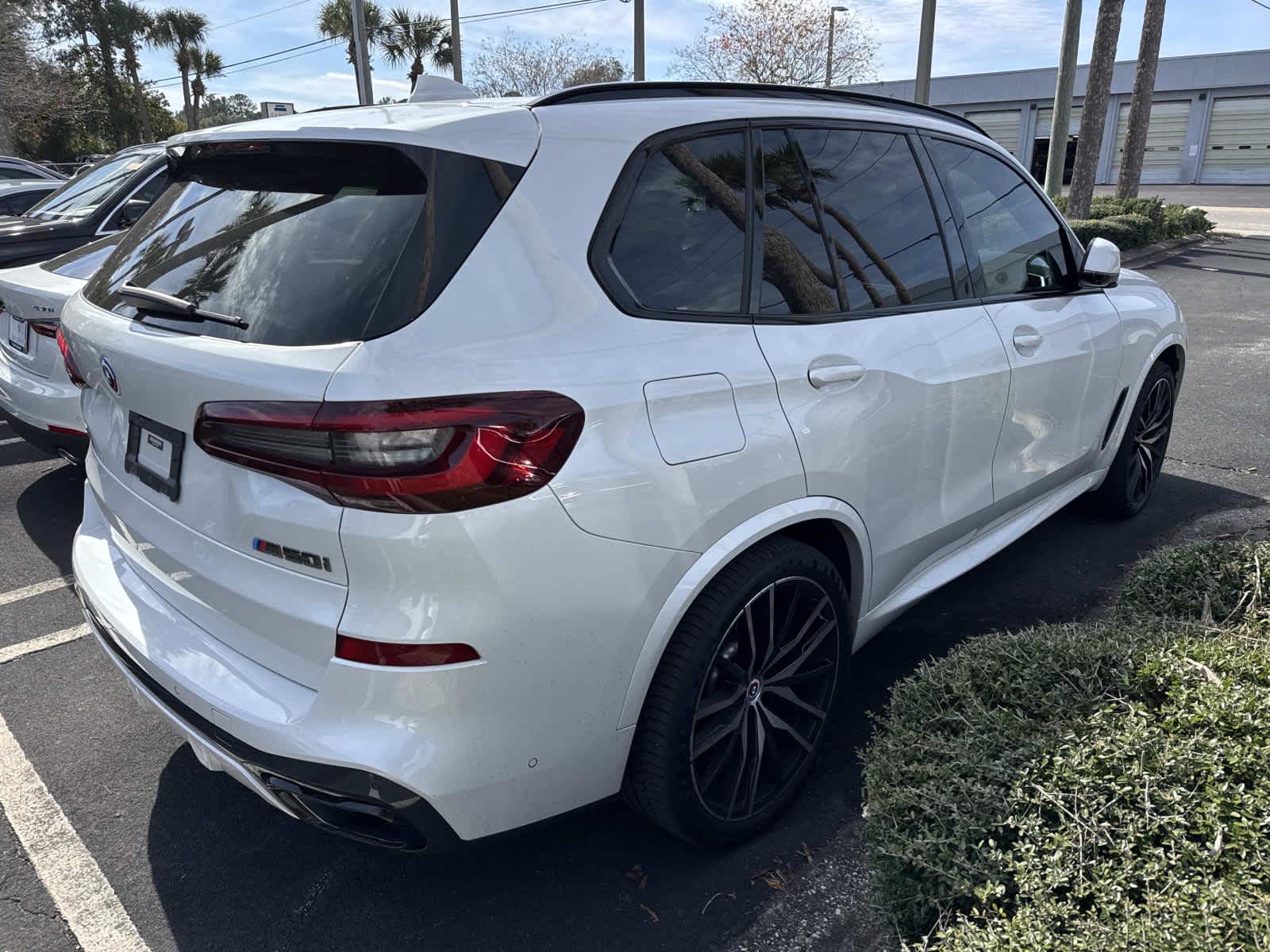 2023 BMW X5 M50i