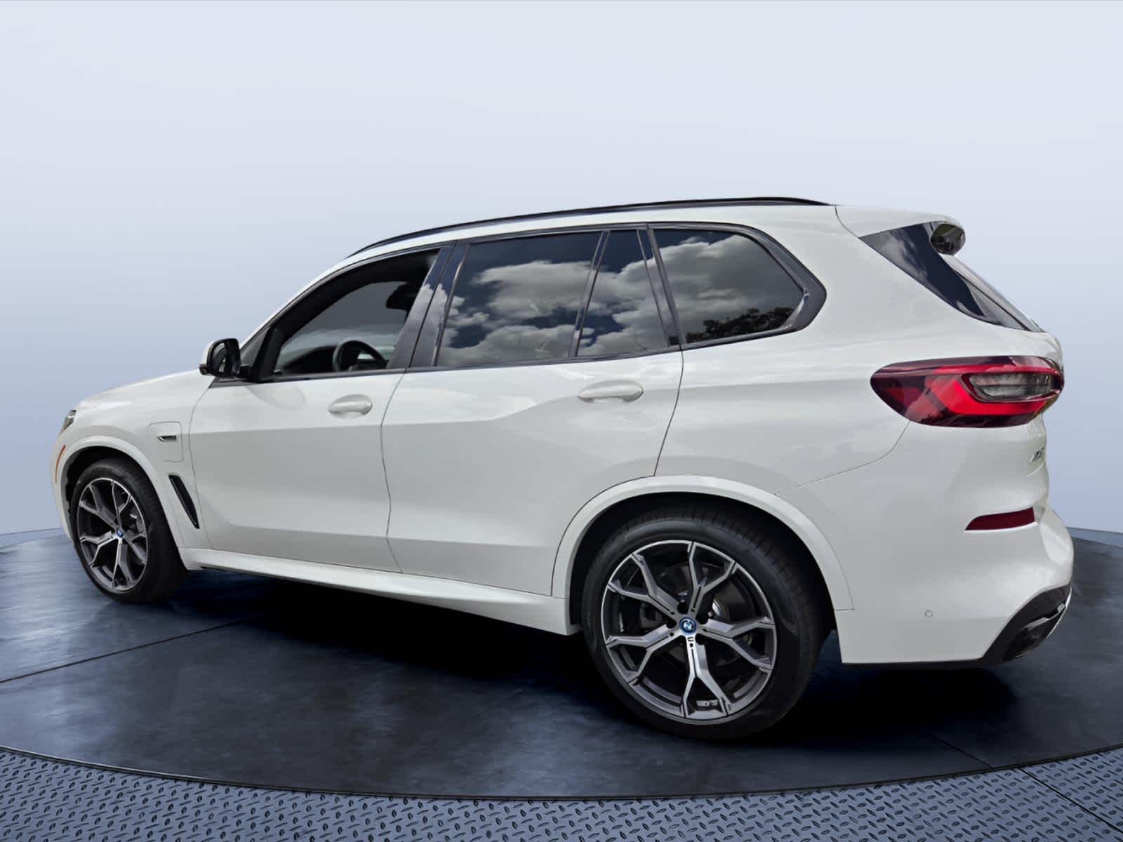 2022 BMW X5 xDrive45e xDrive45e