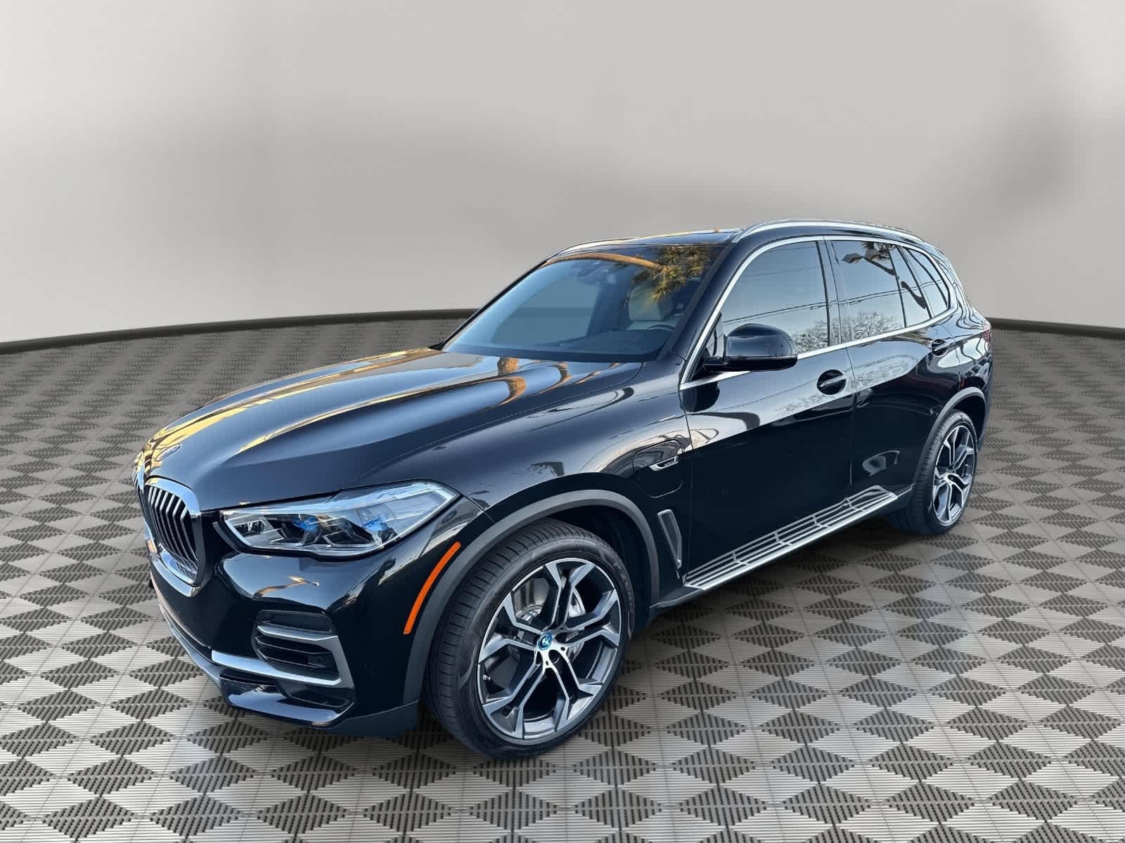 2023 BMW X5 xDrive45e