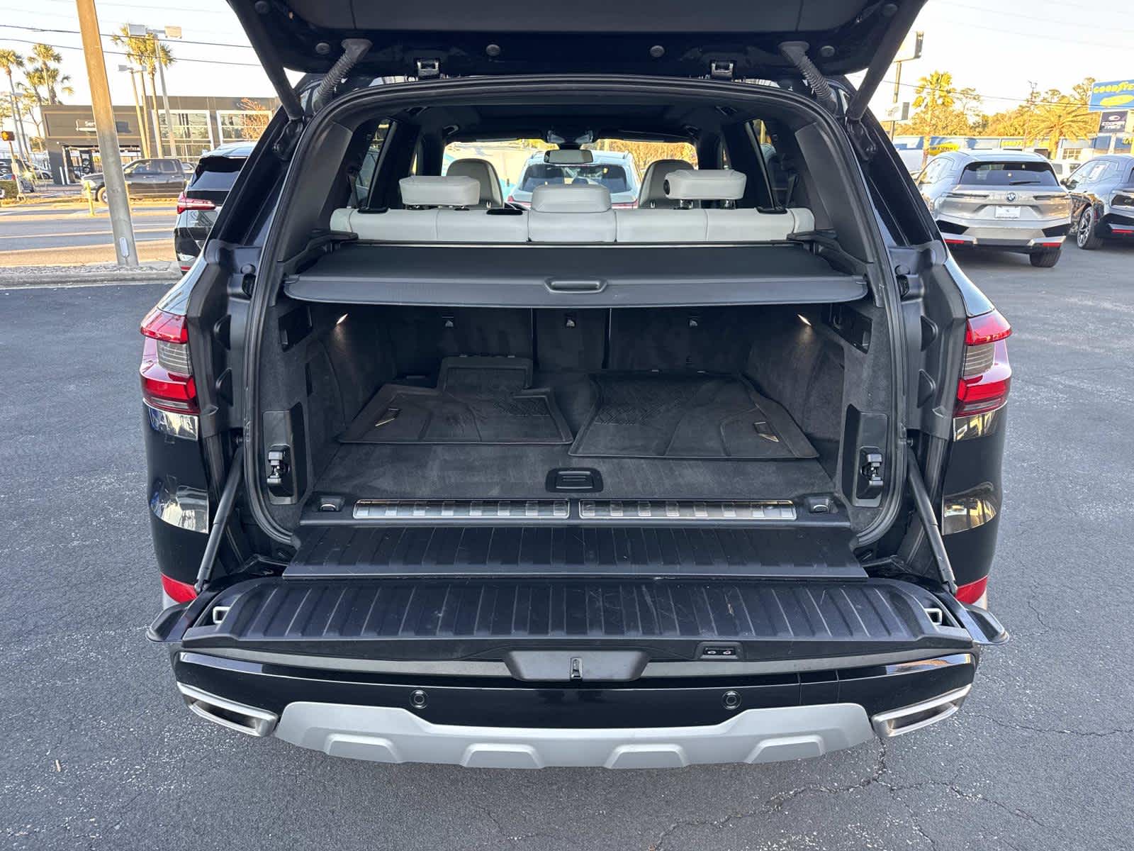 2023 BMW X5 xDrive45e