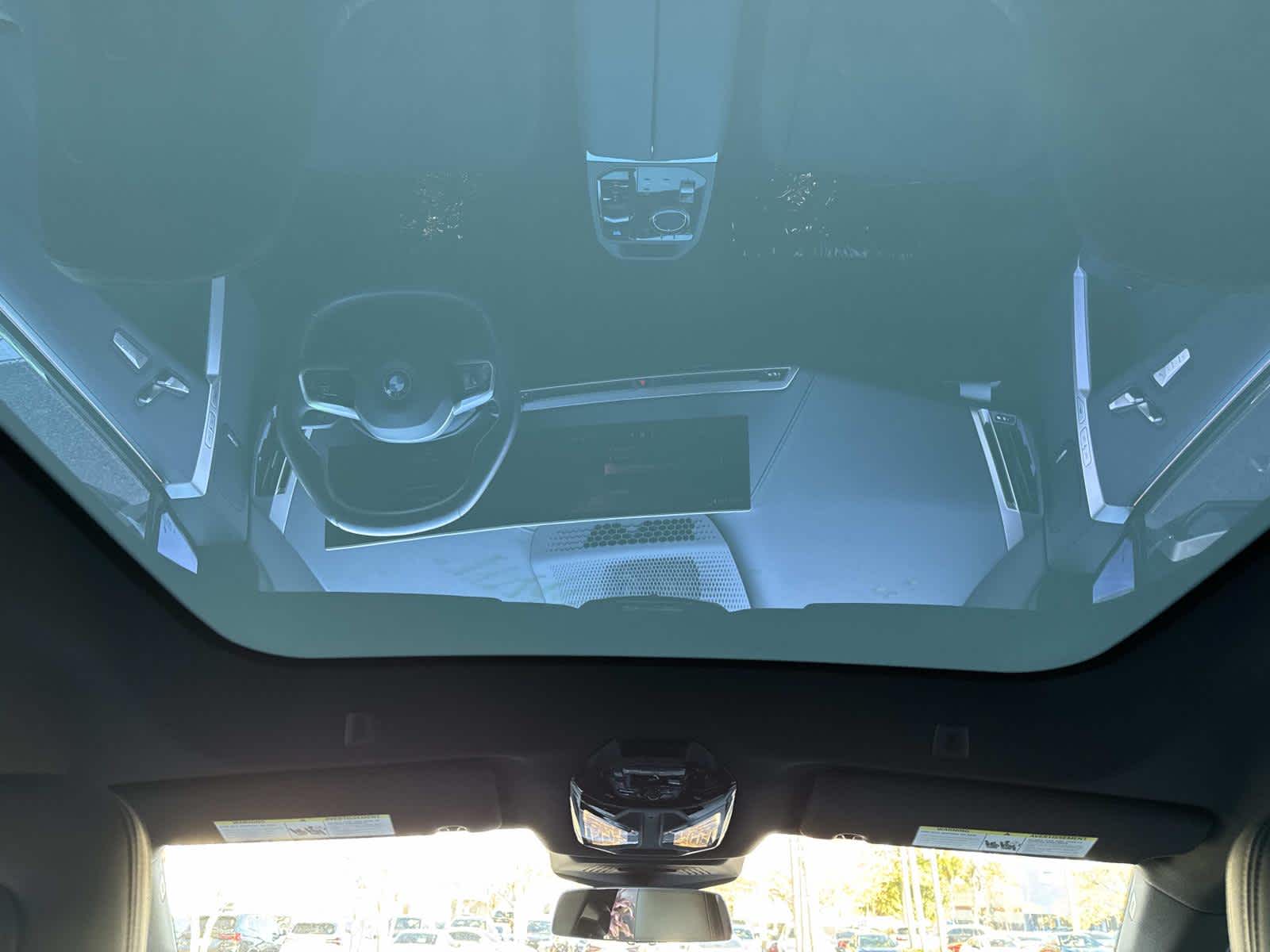 2025 BMW iX xDrive50