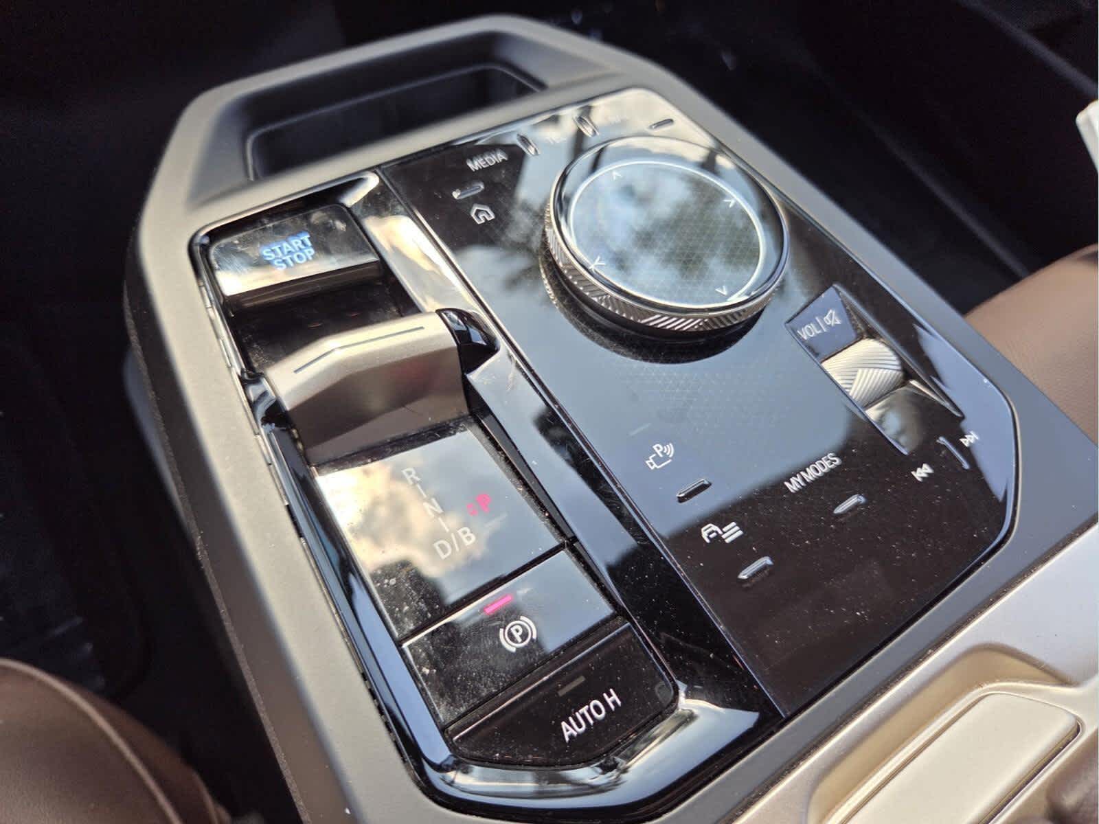 2023 BMW iX xDrive50 xDrive50