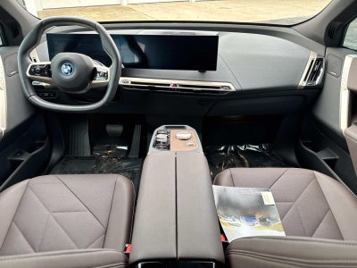 2025 BMW iX xDrive50