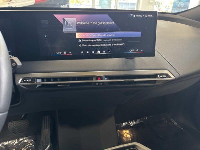 2025 BMW iX xDrive50