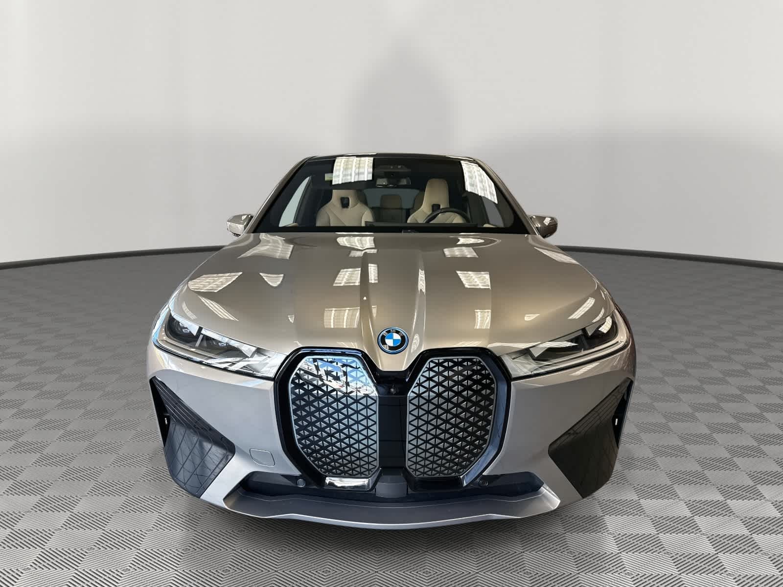 2025 BMW iX xDrive50