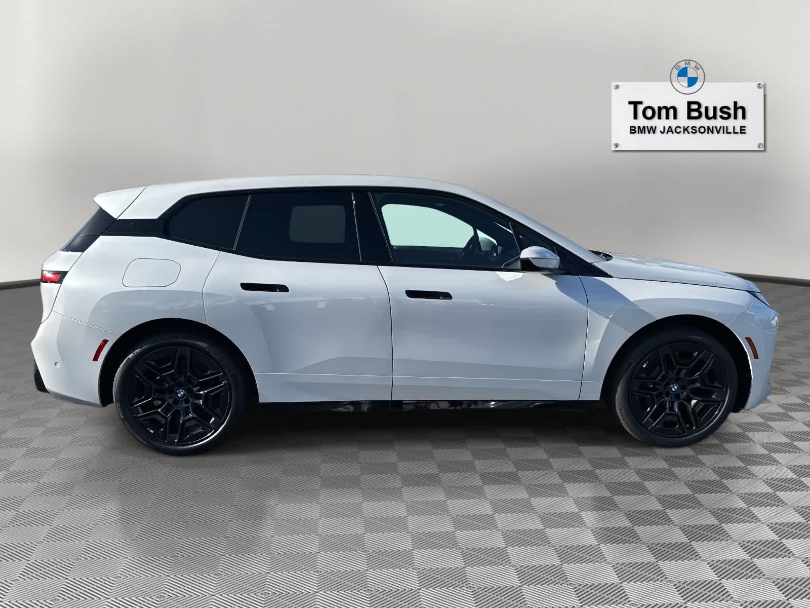 2026 BMW iX xDrive45