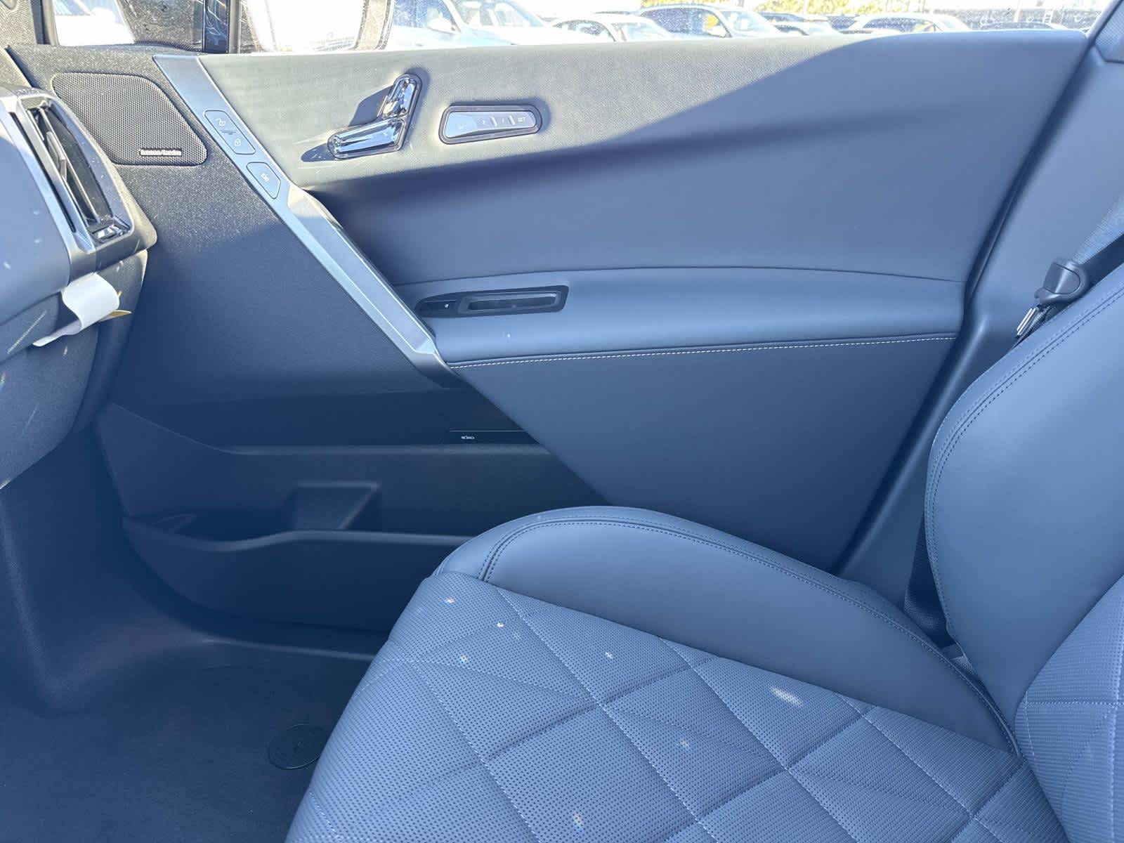 2026 BMW iX xDrive60