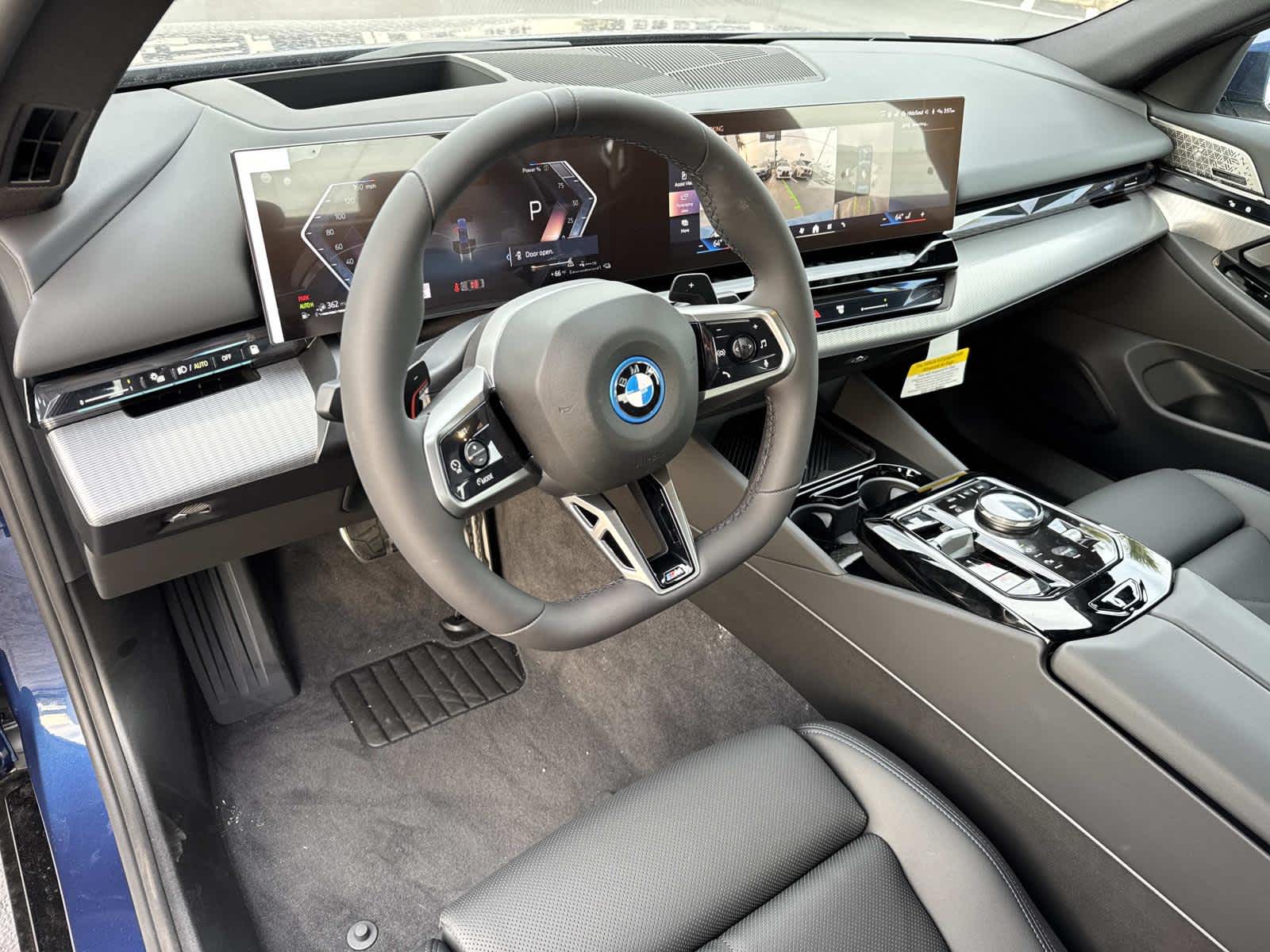 2026 BMW 5 Series 550e xDrive