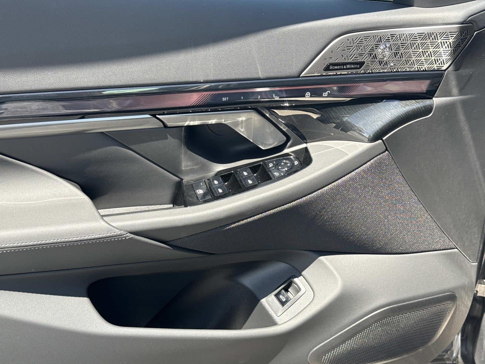 2026 BMW 550e xDrive 550e xDrive