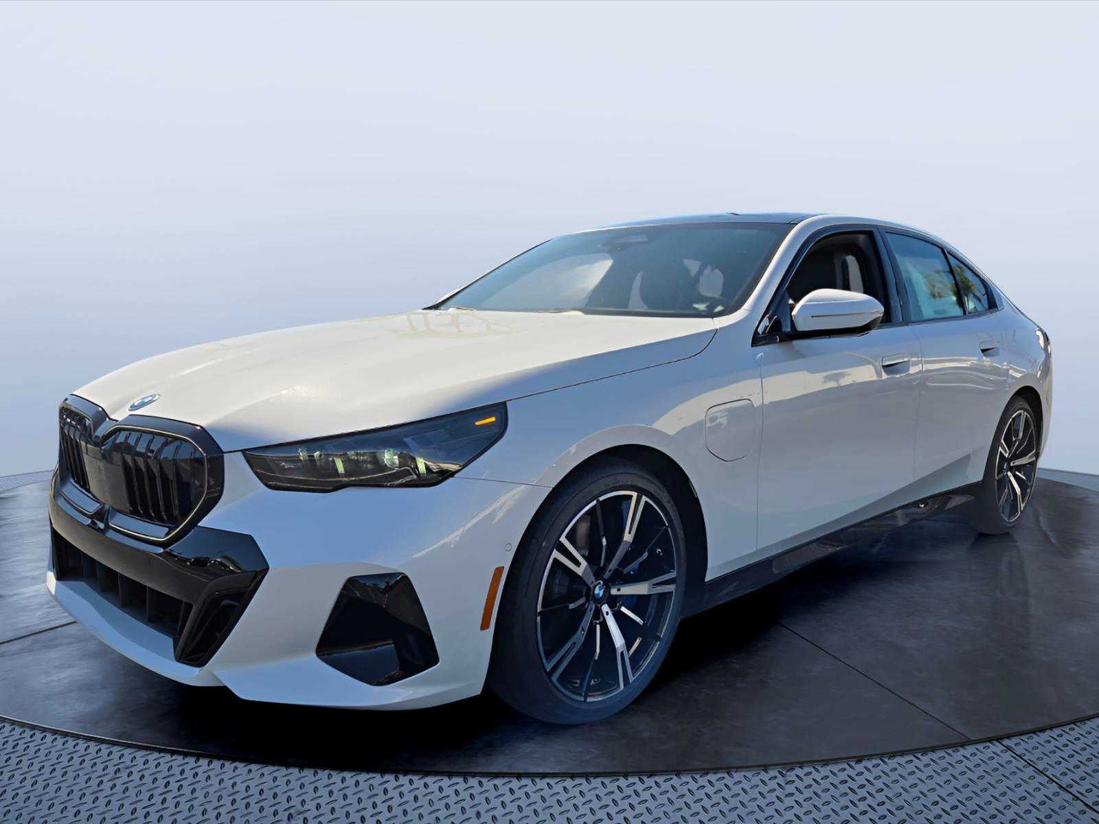 2027 BMW 550e xDrive 550e xDrive