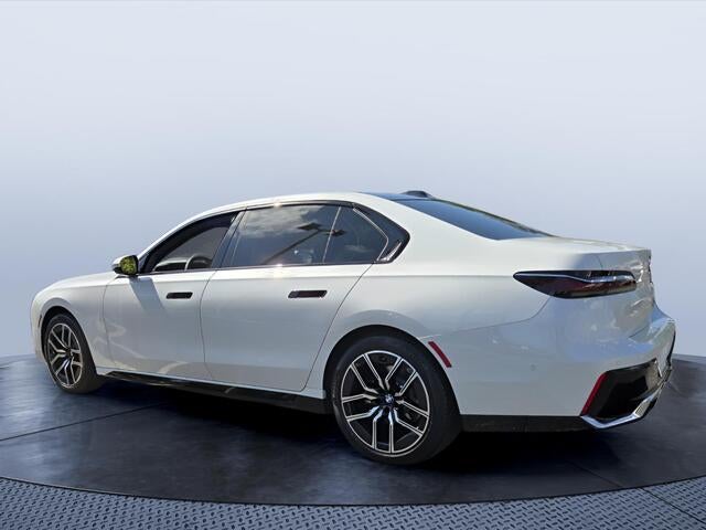2023 BMW 740i 740i