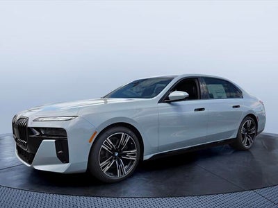 2026 BMW 740i 740i
