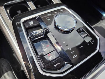 2026 BMW 740i 740i