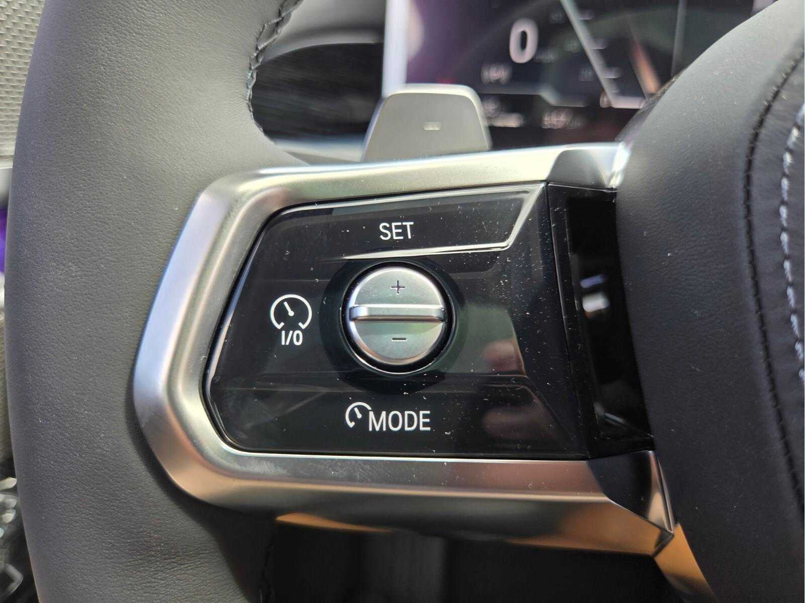 2026 BMW 740i 740i
