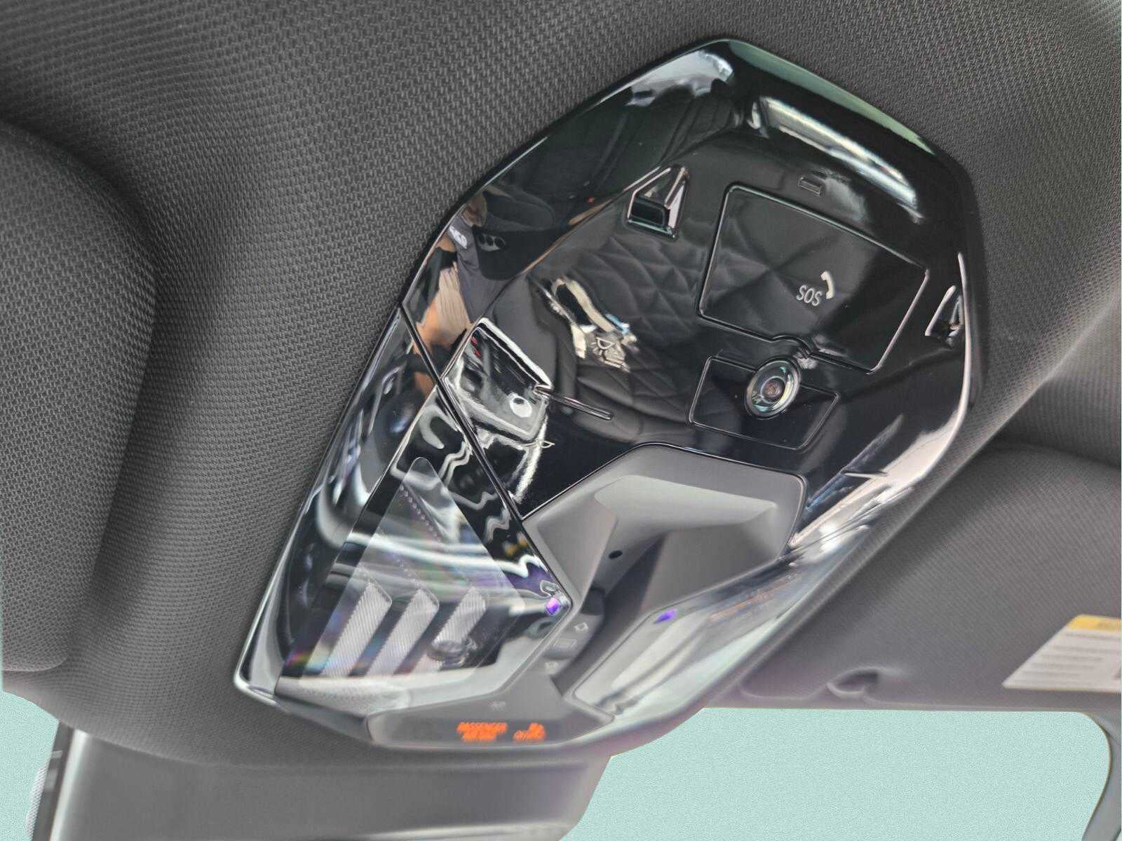 2026 BMW 740i 740i