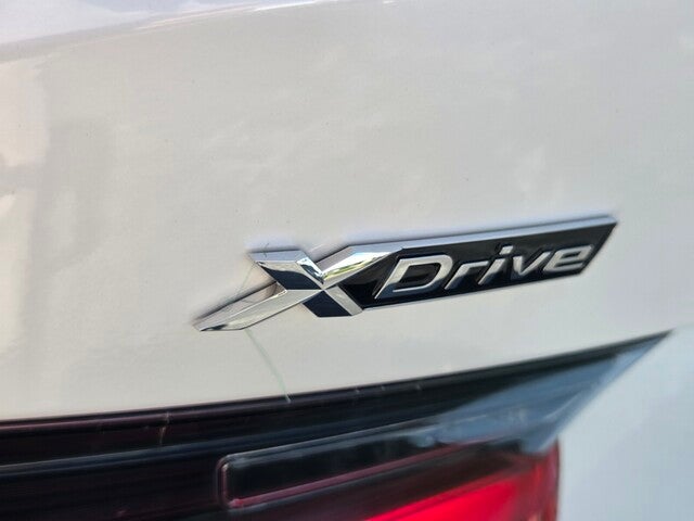 2025 BMW 330i xDrive 330i xDrive