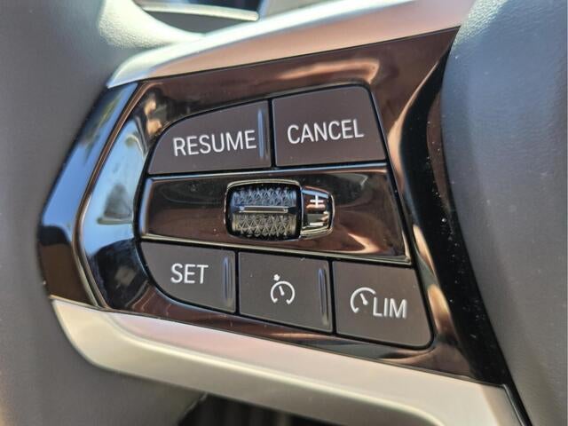 2025 BMW 330i xDrive 330i xDrive