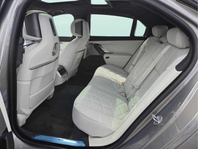 2026 BMW 740i xDrive 740i xDrive