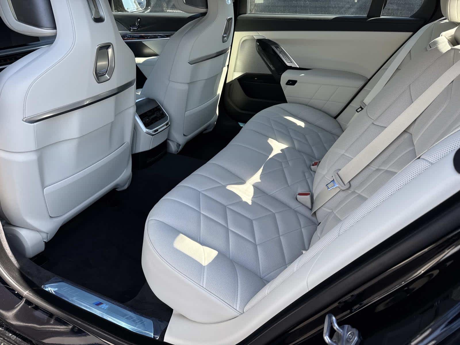 2026 BMW 740i xDrive 740i xDrive