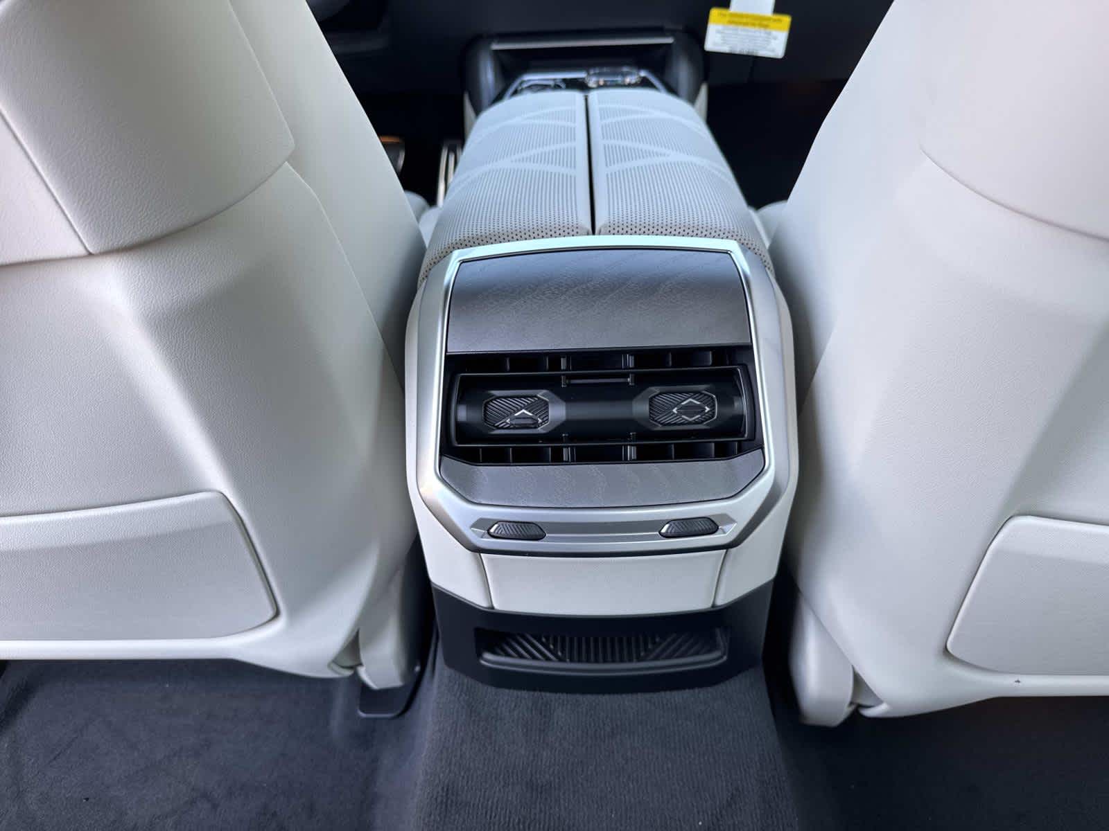 2026 BMW 740i xDrive 740i xDrive