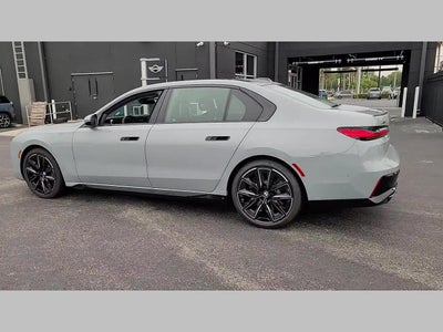 2025 BMW 7 Series 760i xDrive