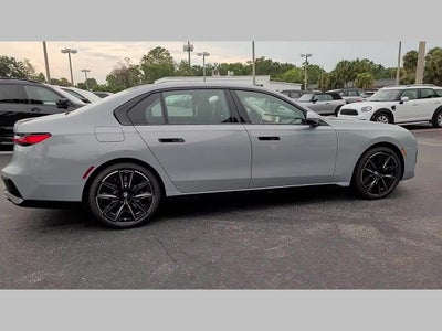 2025 BMW 7 Series 760i xDrive