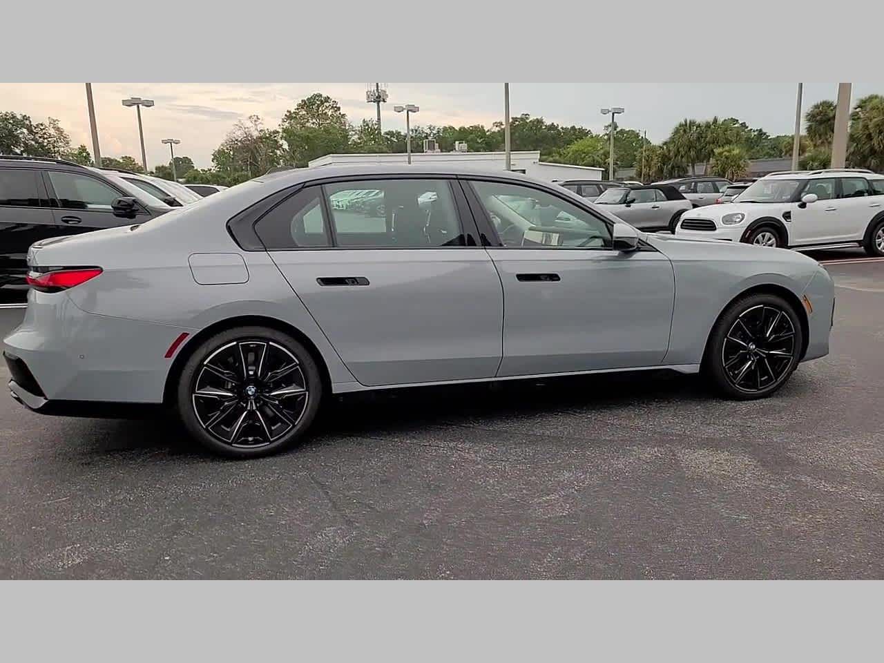 2025 BMW 7 Series 760i xDrive