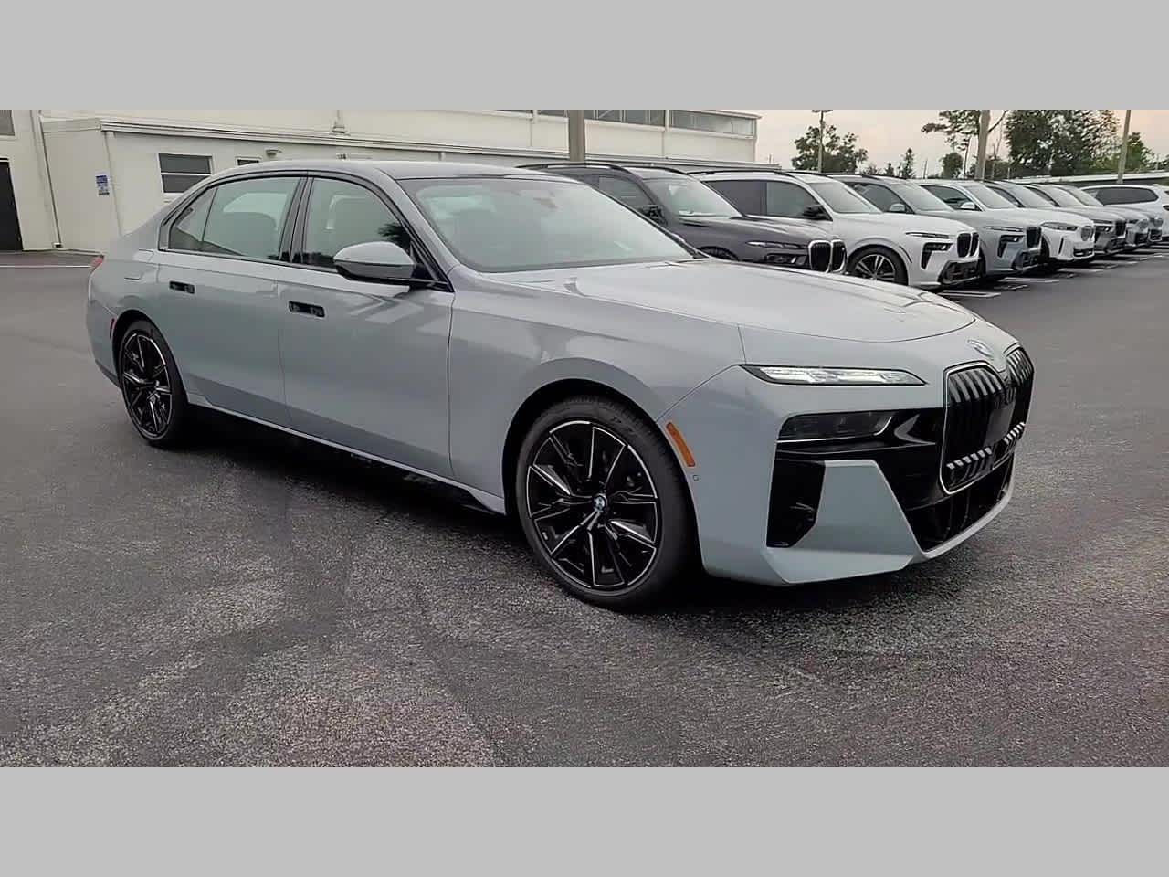 2025 BMW 7 Series 760i xDrive