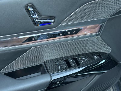 2025 BMW 7 Series 750e xDrive