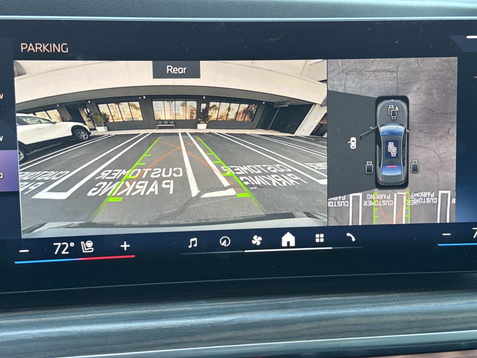 2025 BMW 7 Series 750e xDrive